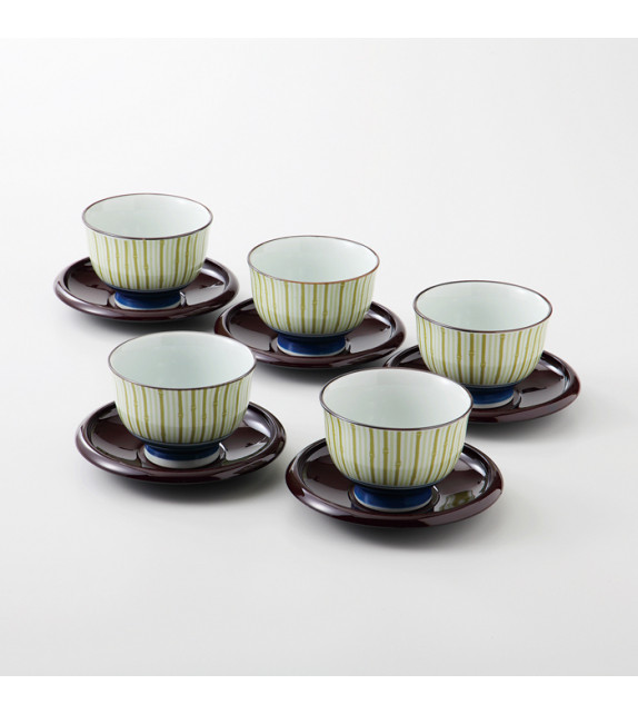 Set of 5 cups and saucers taketokusa